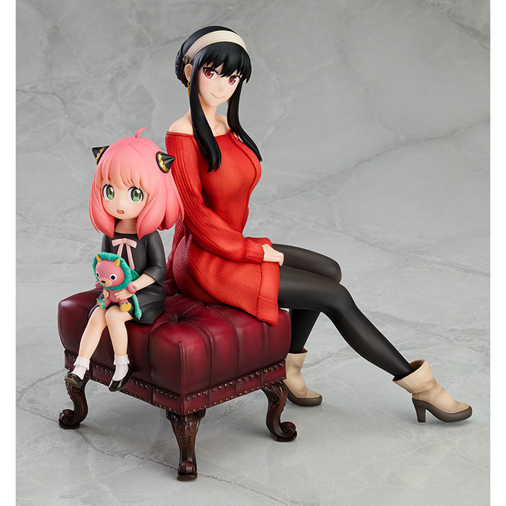 FIGURA ANYA & YOR