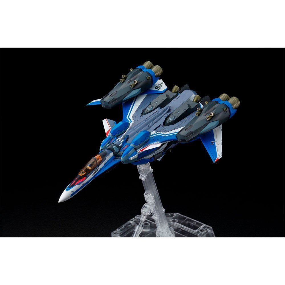 BANDAI MACROSS DELTA 1/72 VF-31J SUPER SIEGFRIED (HAYATE IMMELMANN) - IRION Juguetería - 