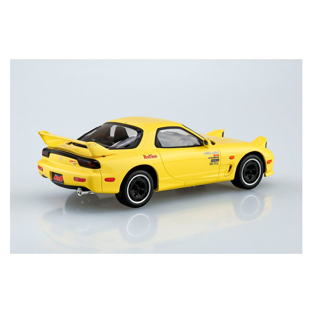 MAQUETA AOSHIMA KEISUKE‘S RX-7 FD INITIAL-D 1/32