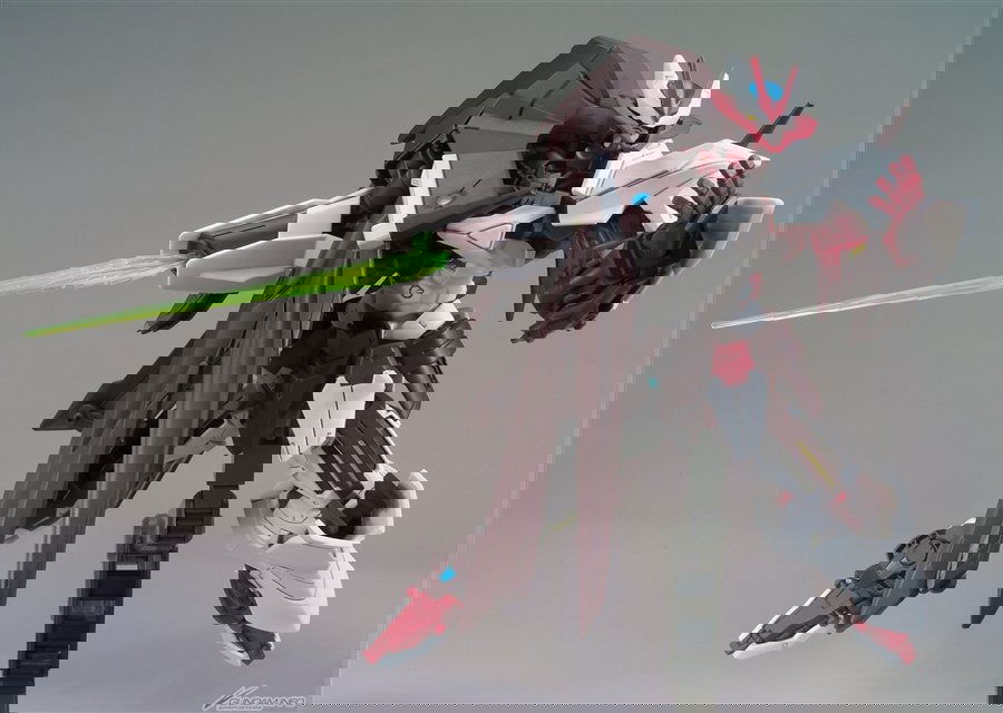 BANDAI HG MOBILE SUIT GUNDAM ASTRAY NO NAME - IRION Juguetería - 