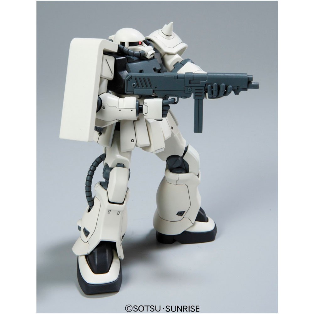 BANDAI HG MOBILE SUIT MS-06F-2 ZAKU II F2 TYPE - IRION Juguetería - 