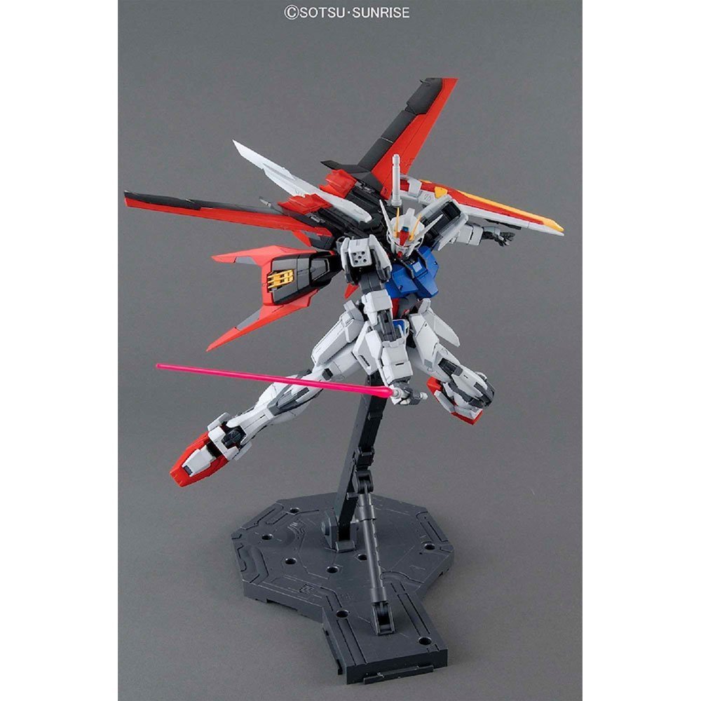 BANDAI MG MOBILE SUIT AILE STRIKE GUNDAM VER. RM - IRION Juguetería - 