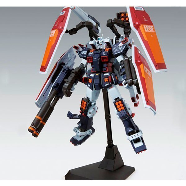 BANDAI MG MOBILE SUIT FA-78 FULL ARMOR GUNDAM 