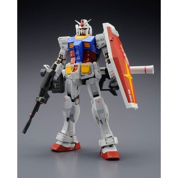 BANDAI MG MOBILE SUIT GUNDAM RX-78-02 3.0 - IRION Juguetería - 