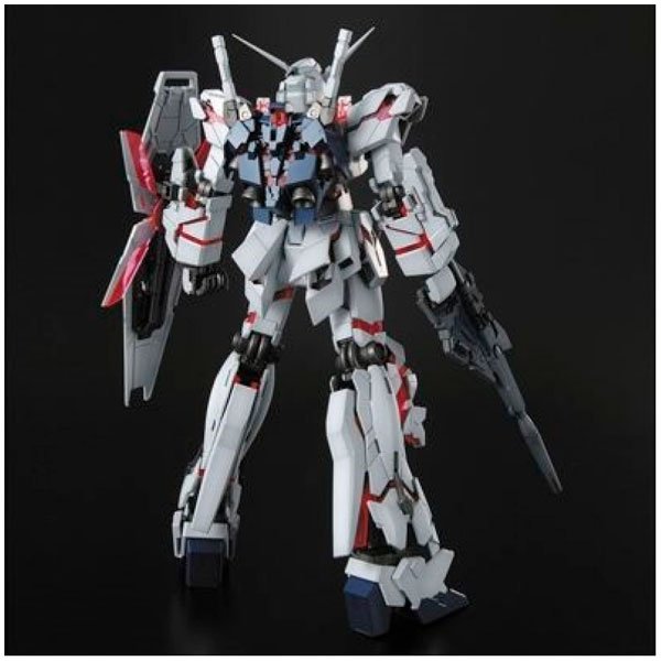 BANDAI MG MOBILE SUIT RX-0 UNICORN GUNDAM - IRION Juguetería - 