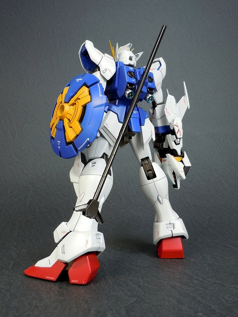 BANDAI MG MOBILE SUIT SHENLONG GUNDAM EW - IRION Juguetería - 