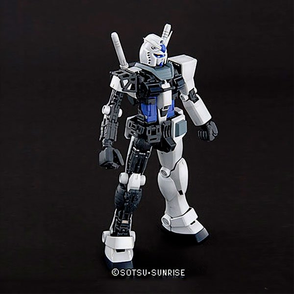 BANDAI MOBILE SUIT RX-78-3 G-3 GUNDAM VER 2.0 MG - IRION Juguetería - 