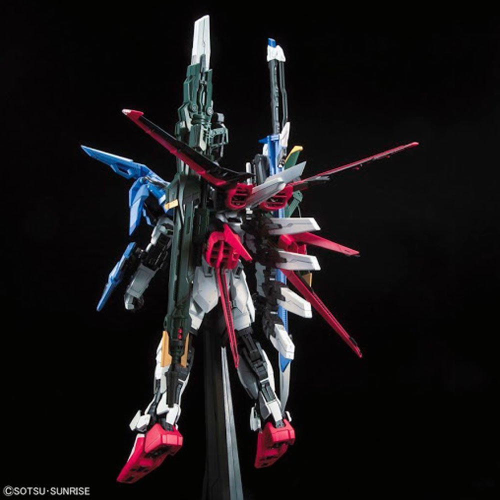 BANDAI PG PERFECT STRIKE GUNDAM - IRION Juguetería - 