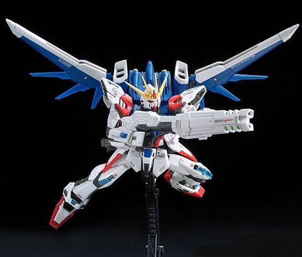BANDAI RG MOBILE SUIT BUILD STRIKE GUNDAM - IRION Juguetería - 