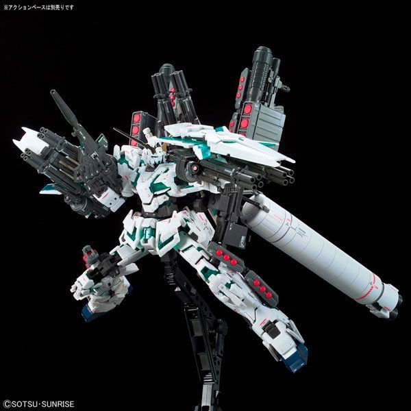 BANDAI RG MOBILE SUIT FULL ARMOR UNICORN GUNDAM FULL PSYCHO FRAME - IRION Juguetería - 