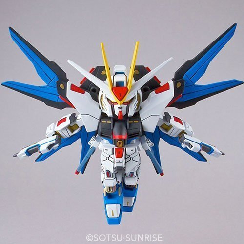 BANDAI SD GUNDAM EX-STANDARD 006 STRIKE FREEDOM GUNDAM - IRION Juguetería - 