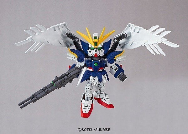 BANDAI SD WING GUNDAM ZERO CUSTOM EW - IRION Juguetería - 