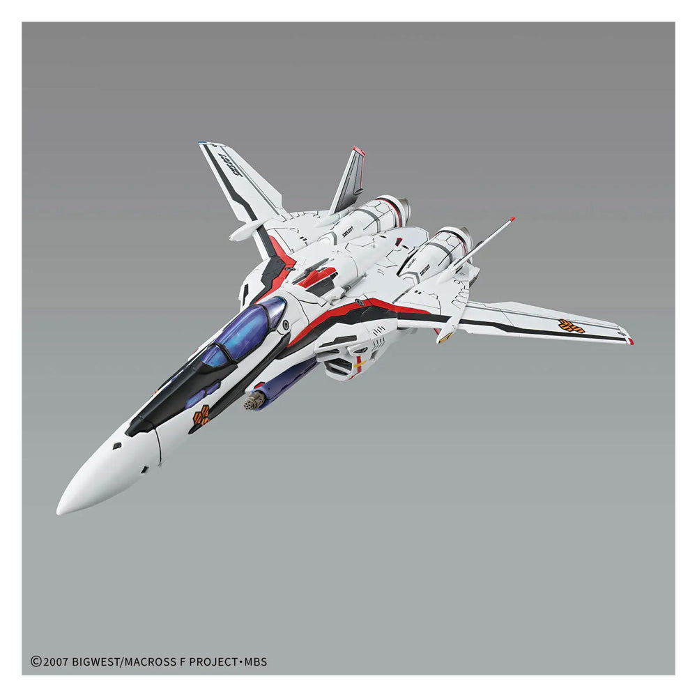 BANDAI 1/100 HG MACROSS VF-25F MESSIAH VALKYRIE (ALTO SAOTOME'S)