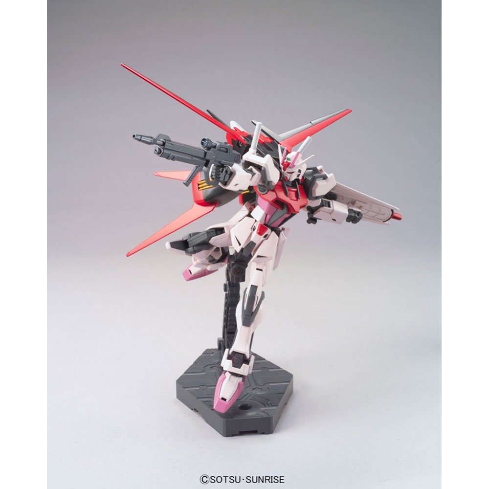 BANDAI HG MOBILE SUIT MBF-02+AQM/E-X01 STRIKE ROUGE - IRION Juguetería - 