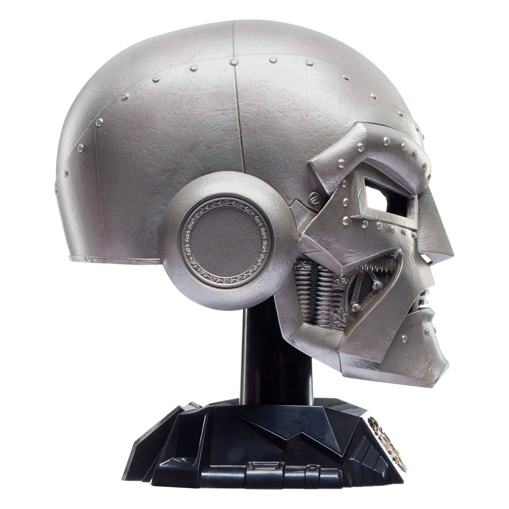 CASCO DOCTOR DOOM PREMIUM 4 FANTÁSTICOS | MARVEL LEGENDS