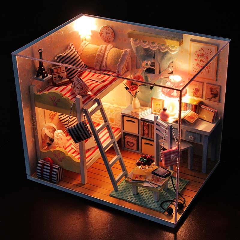 HONGDA YOUTH EVER CASITA MINIATURA  LUCES LED CON CAJA EXHIBIDOR