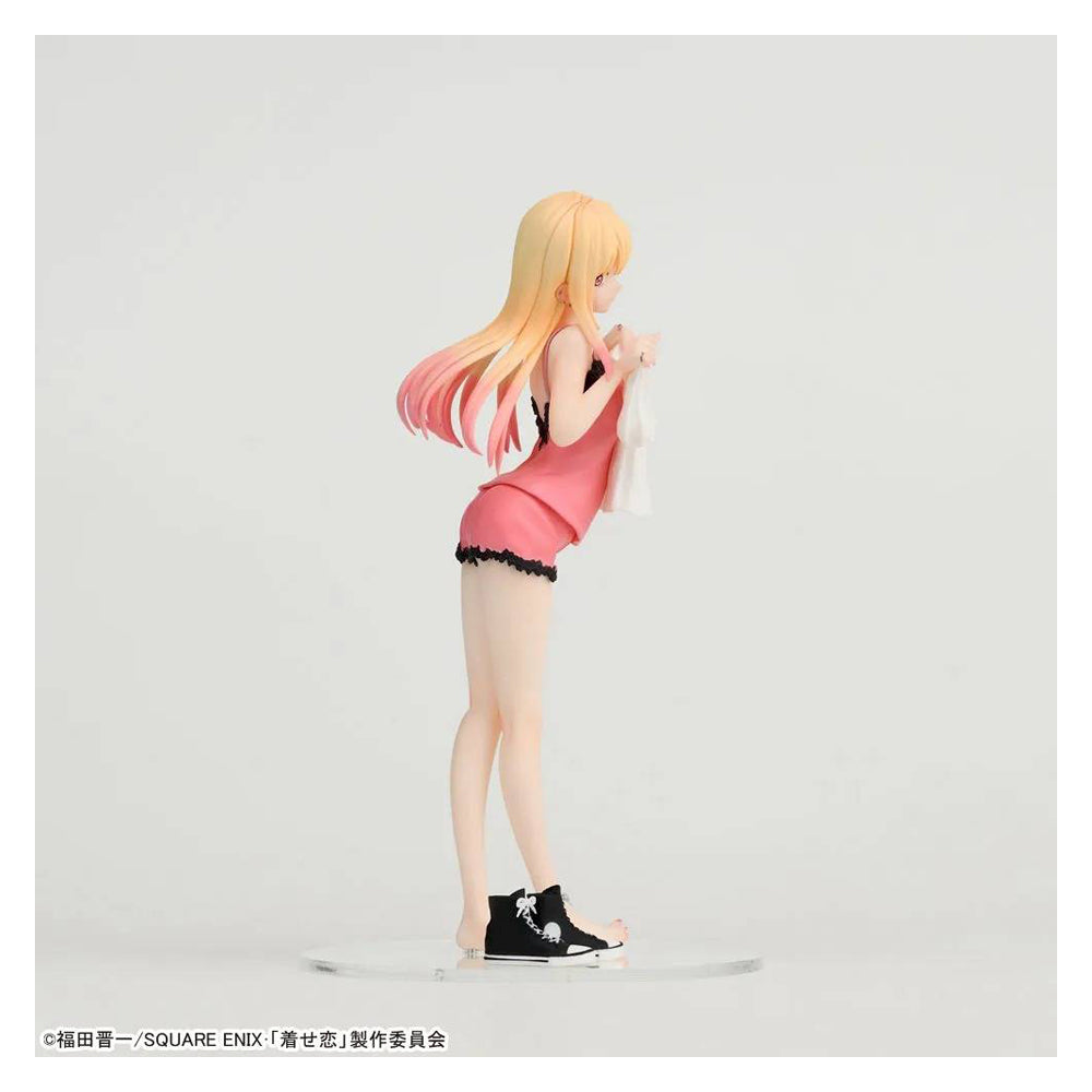 FIGURA LUMINASTA MARIN KITAGAWA TRYING ON