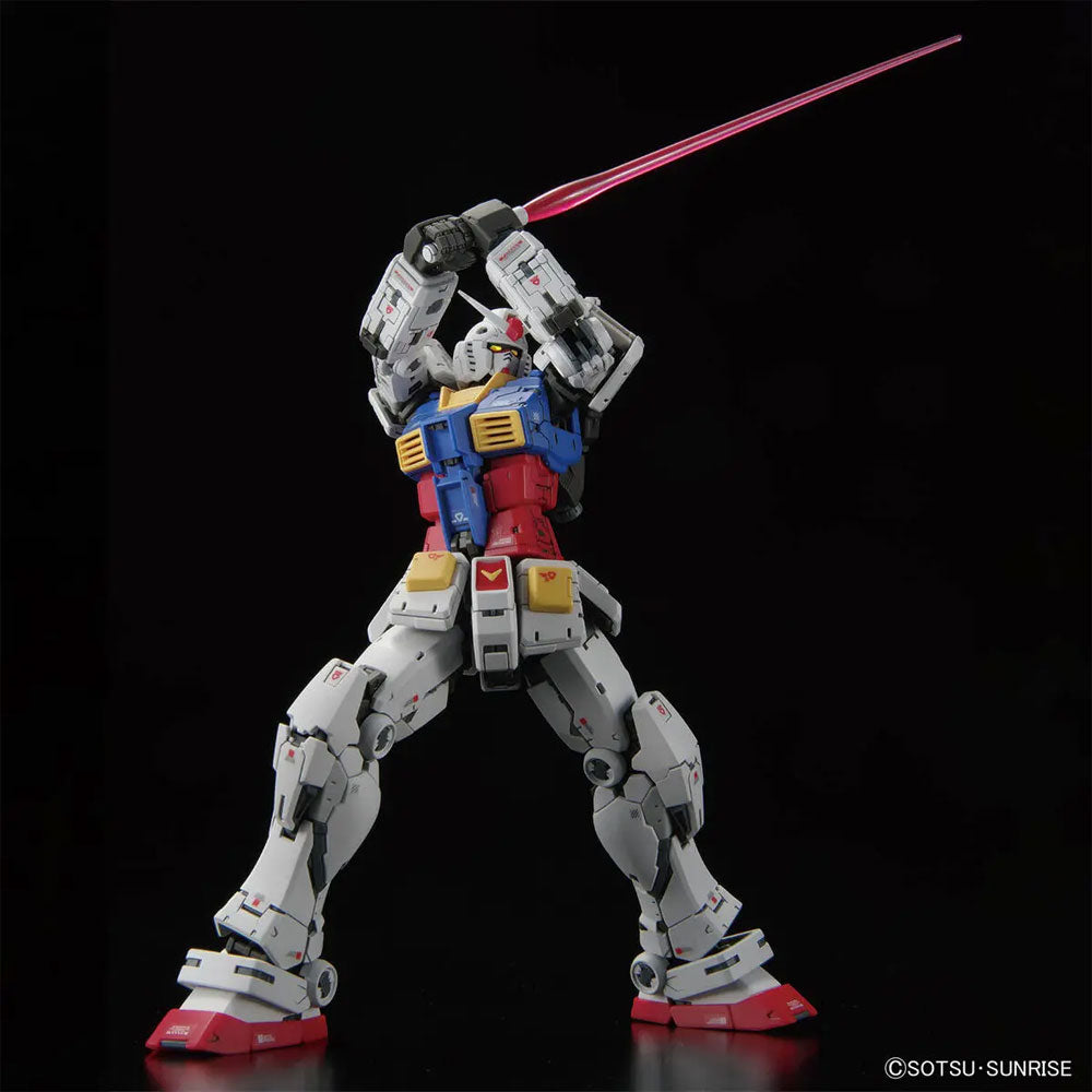 BANDAI RG RX-78-2 GUNDAM VER. 2