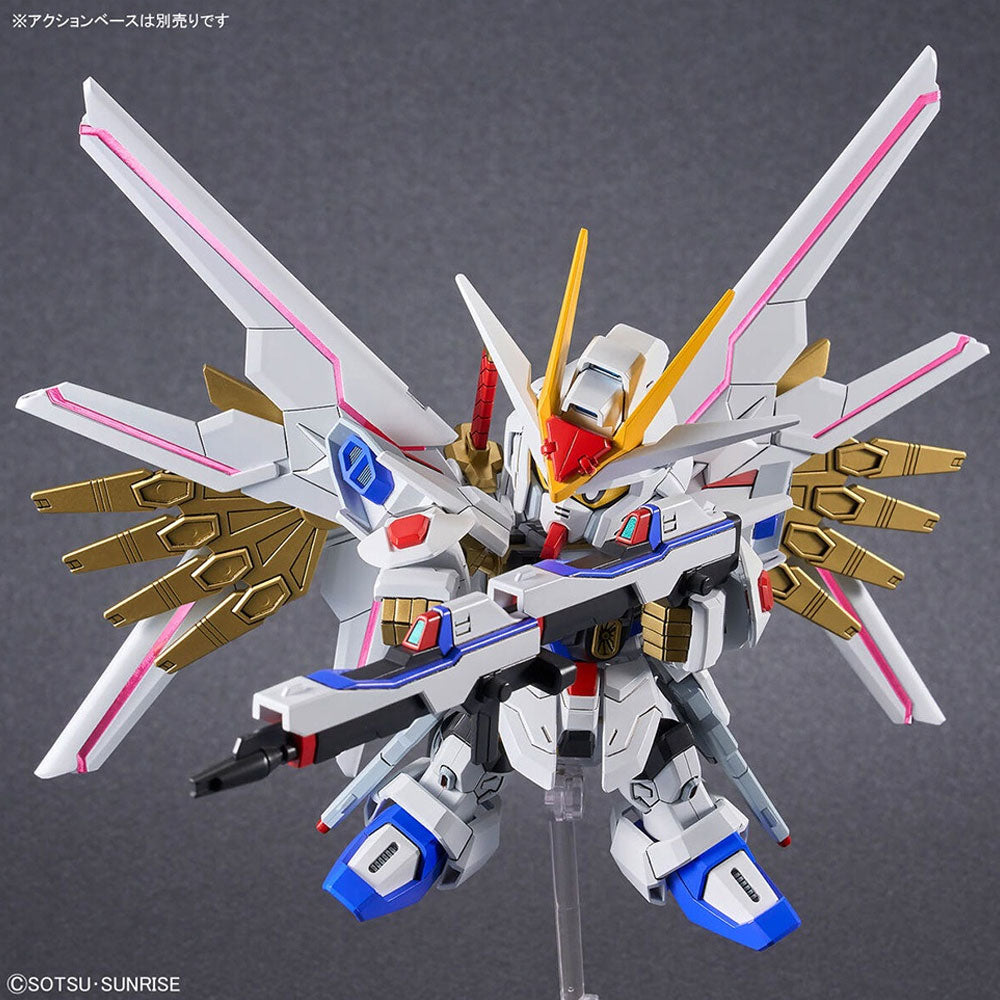 BANDAI SD GUNDAM CROSS SILHOUETTE MIGHTY STRIKE FREEDOM GUNDAM