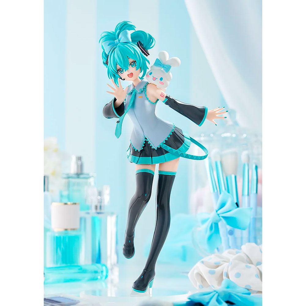 FIGURA POP UP PARADE HATSUNE MIKU CINNAMOROLL COLLABORATION VER. L