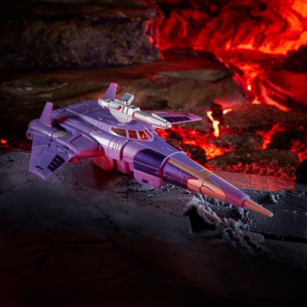 TRANSFORMERS KINGDOM WAR FOR CYBERTRON TRIOLOGY VOYAGER CLASS CYCLONUS