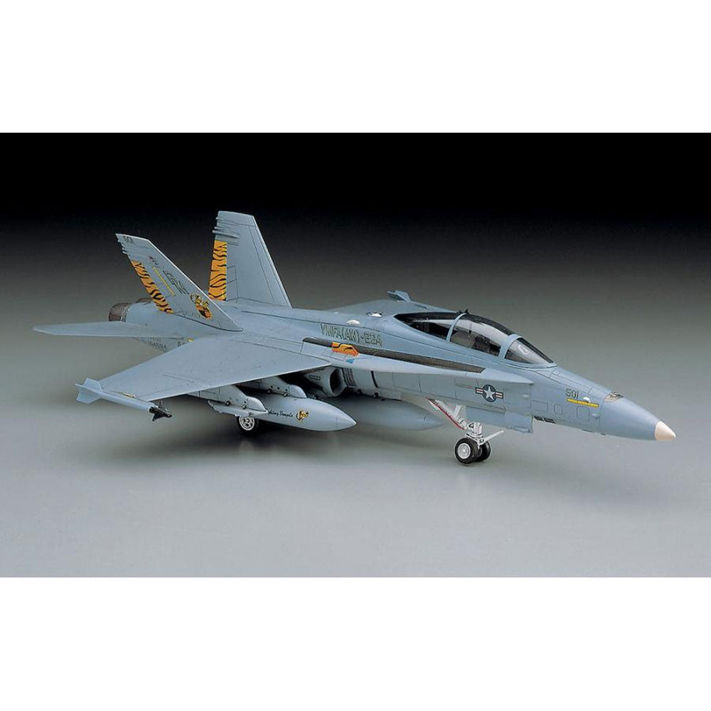 HASEGAWA 1/72 F/A-18D HORNET