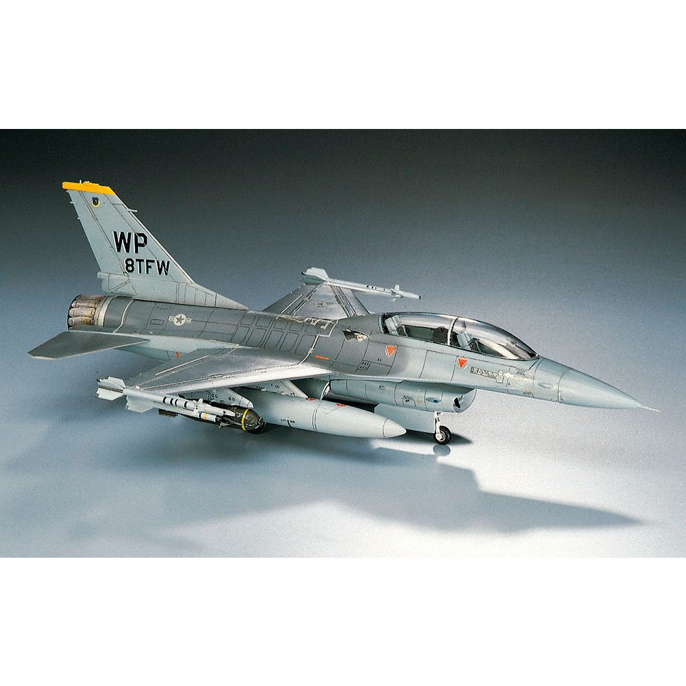 HASEGAWA 1/72 USAF F-16B PLUS FIGHTING FALCON