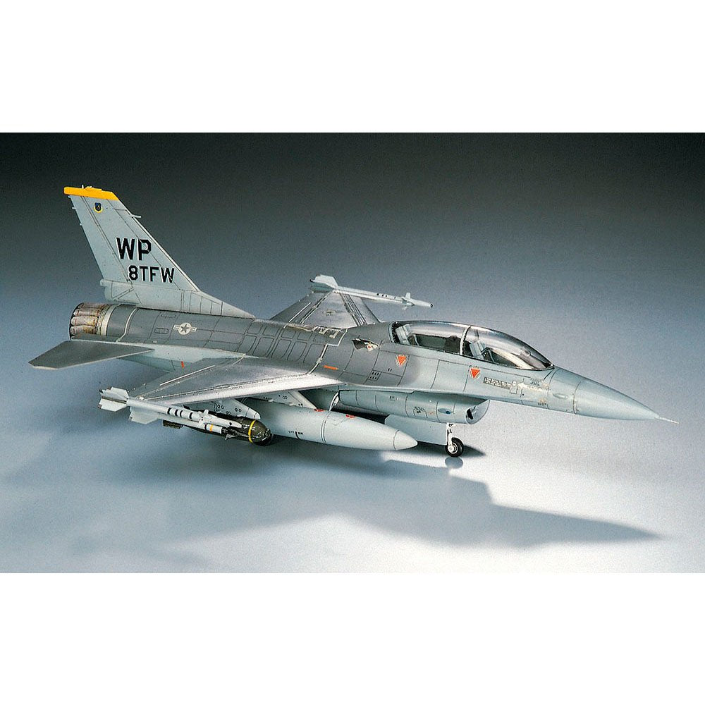 Avion de combat bimoteur biplace tandem Banque de photographies et d Avion de combat bimoteur biplace tandem Banque de photographies et d