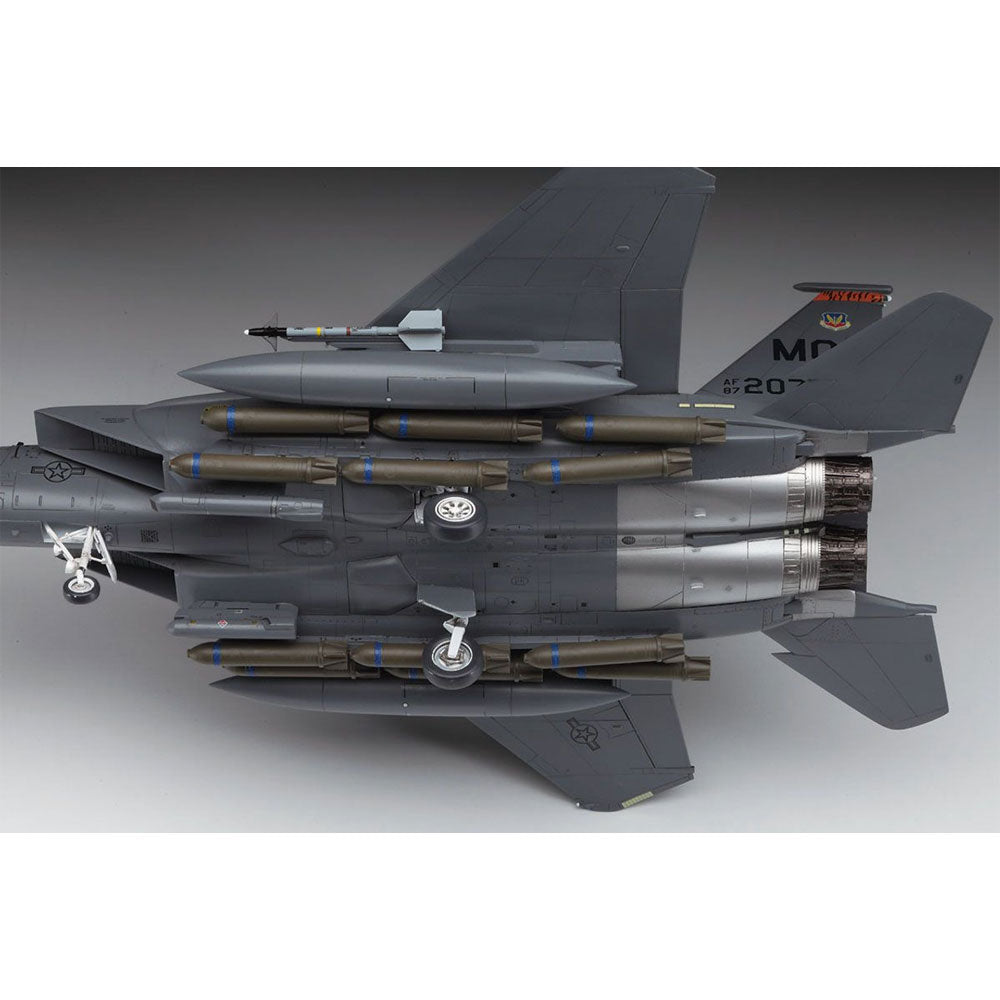 HASEGAWA 1/72 F-15E STRIKE EAGLE