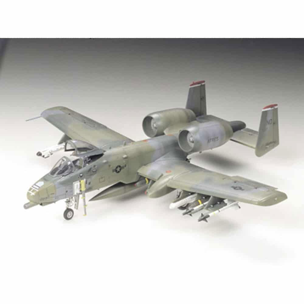 TAMIYA 1/72 A-10A THUNDERBOLT II